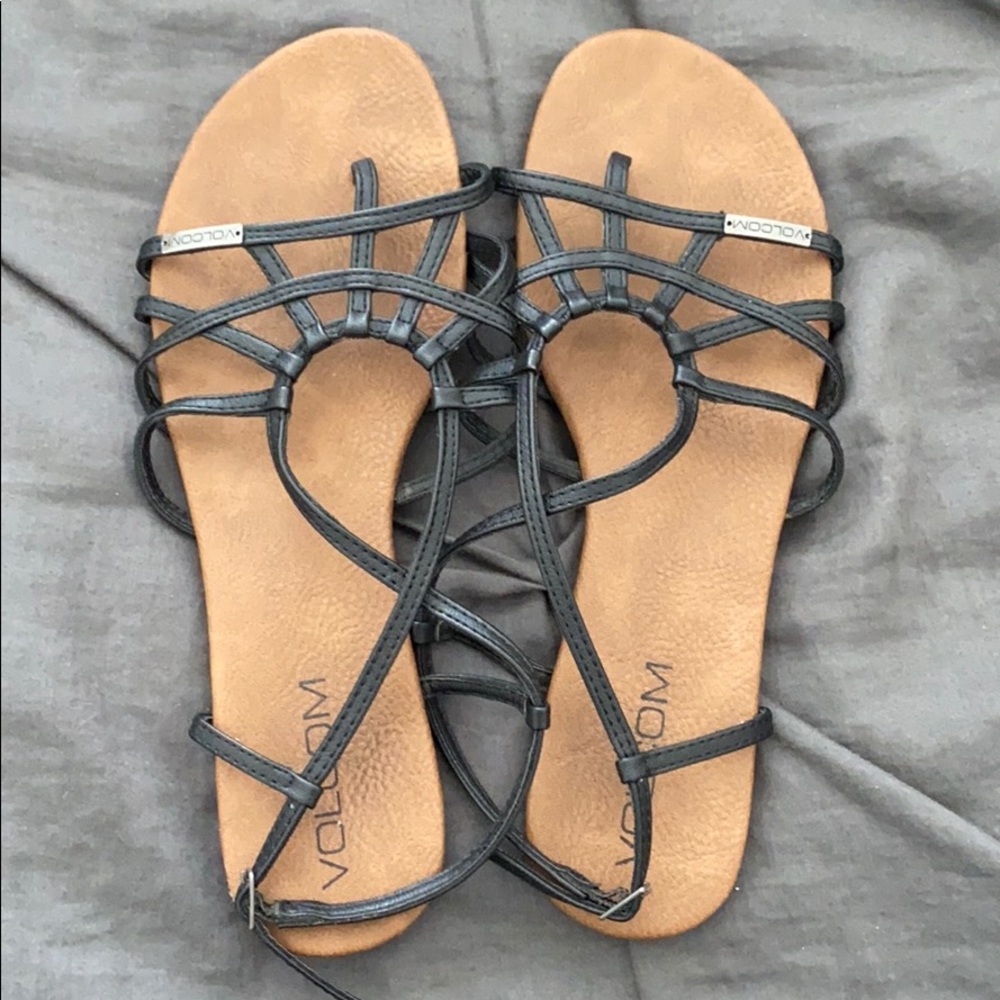 VOLCOM Black Strappy Sandals